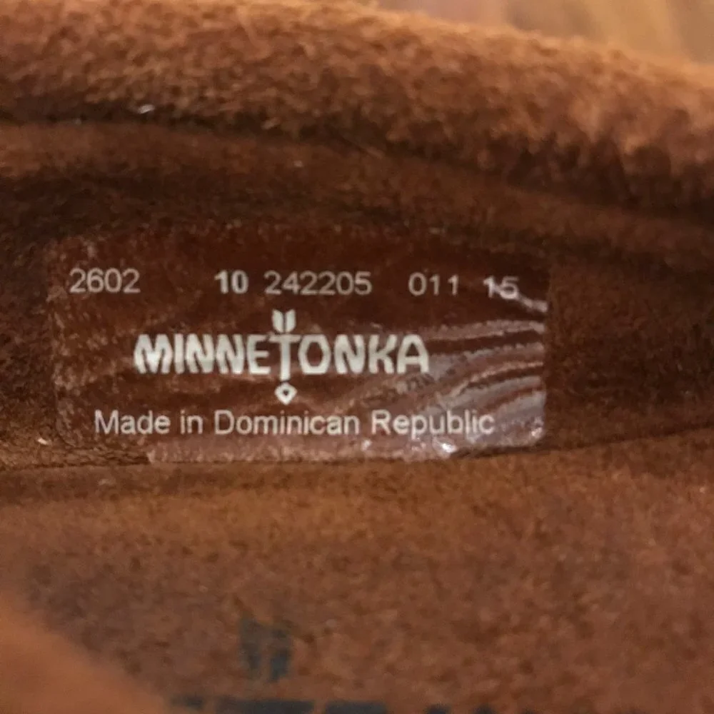 Kids beaded suede minnetonka moccasins